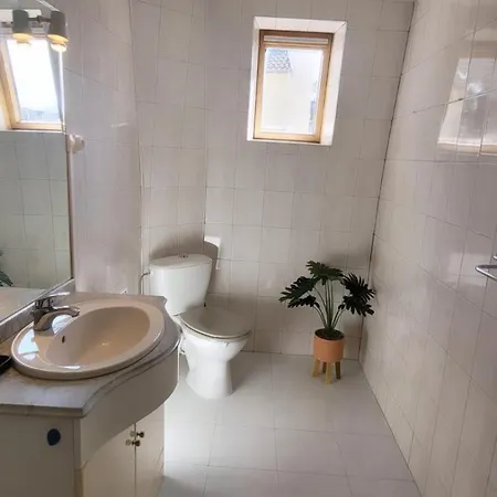 T3 Renove En Face Des Thermes Apartment *