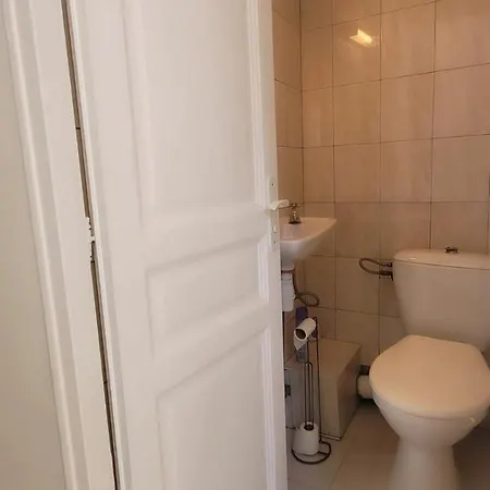 T3 Renove En Face Des Thermes *