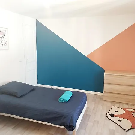 T3 Renove En Face Des Thermes Néris-les-Bains